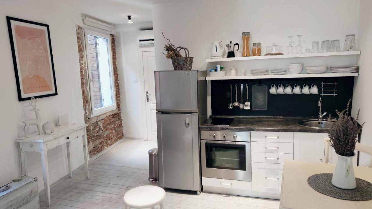 Davor Holiday Apartments Rovinj Bagian luar foto